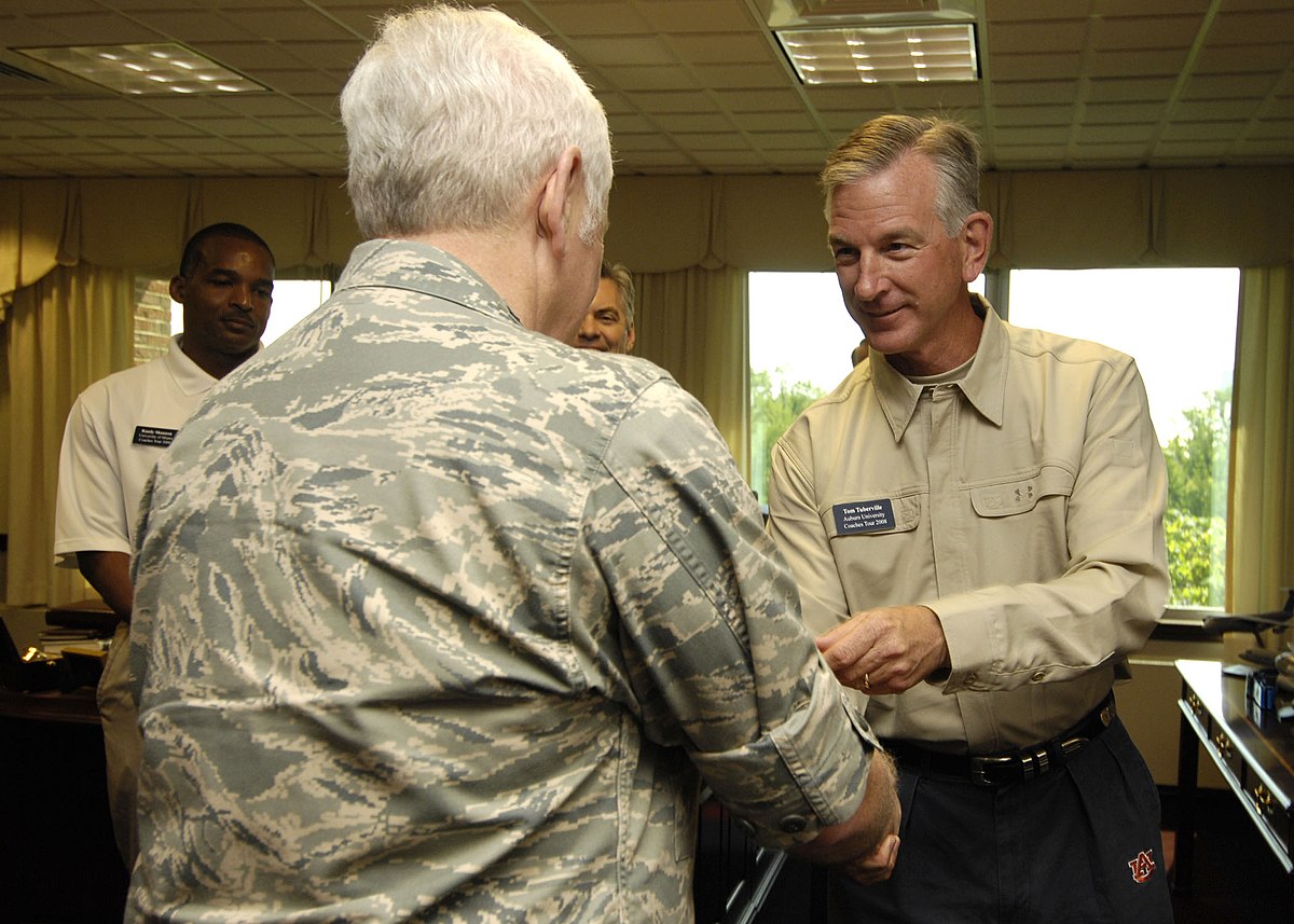 Senator Tommy Tuberville visits Scott Air Force Base